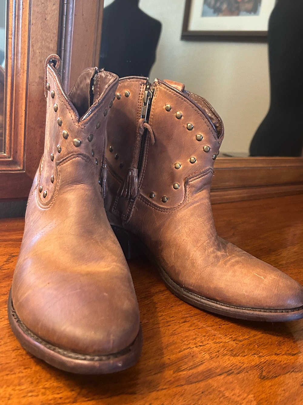Vintage Brown Leather Studded Ankle Boots. Size 9.5.